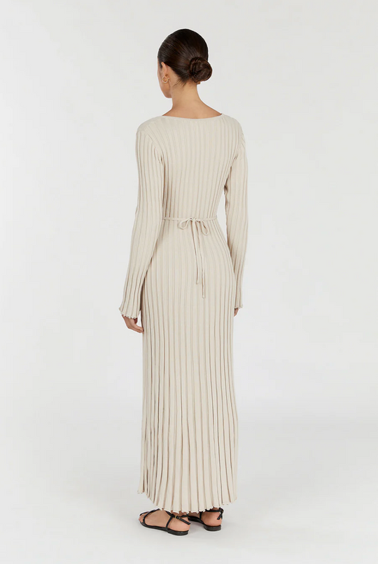 Long-Sleeved Knitted Maxi Dress