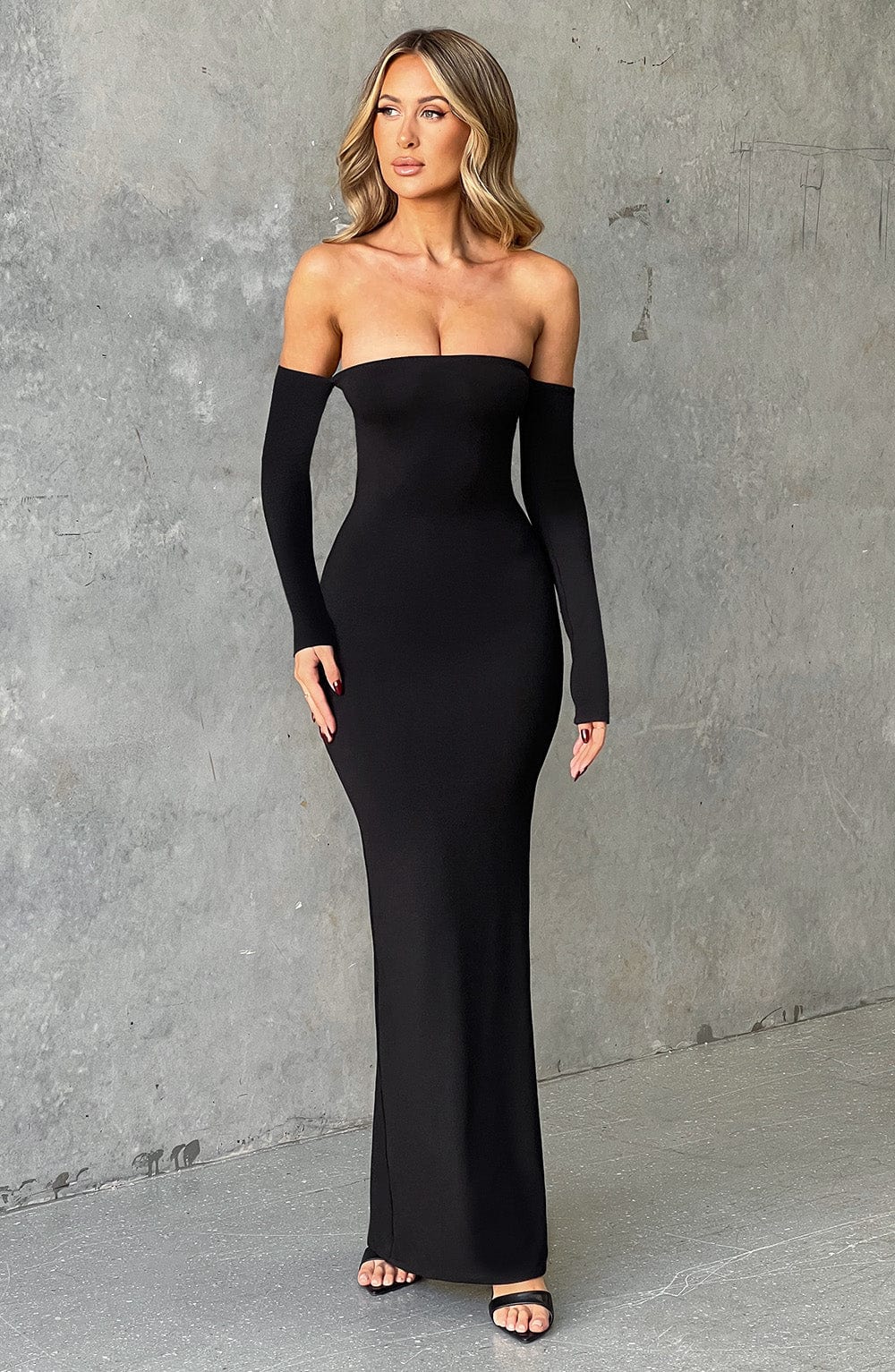 Daphne Maxi Dress - Jet Black