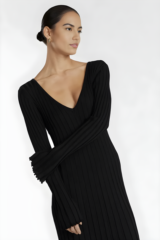 Long-Sleeved Knitted Maxi Dress